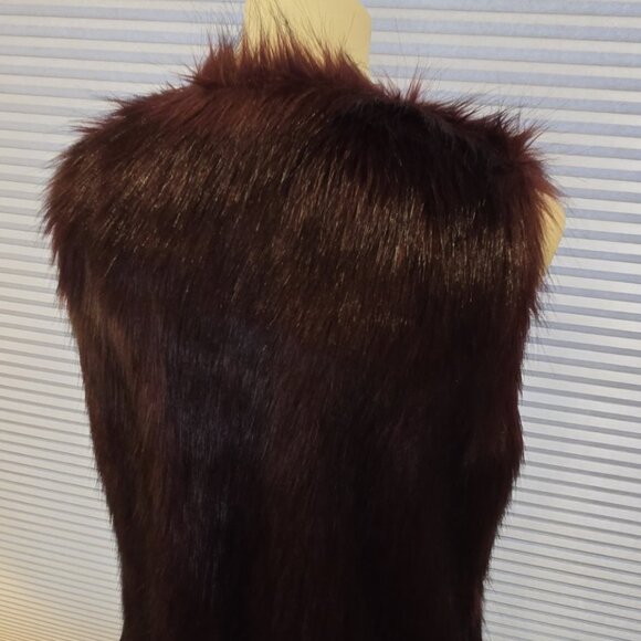 Burgundy Faux Fur Vest by REBA ~ NWOT - Picture 5 of 10